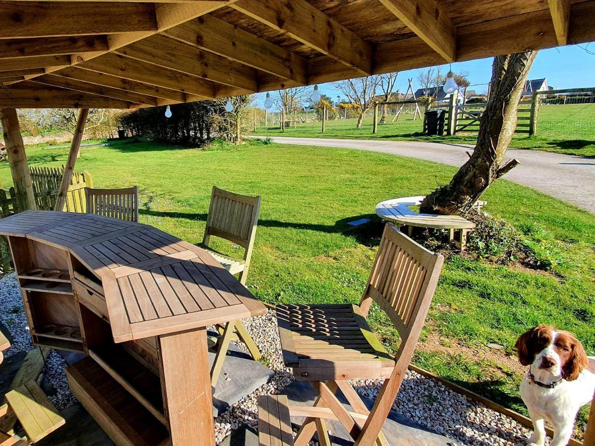 Dexter Villa Penryn Exterior photo